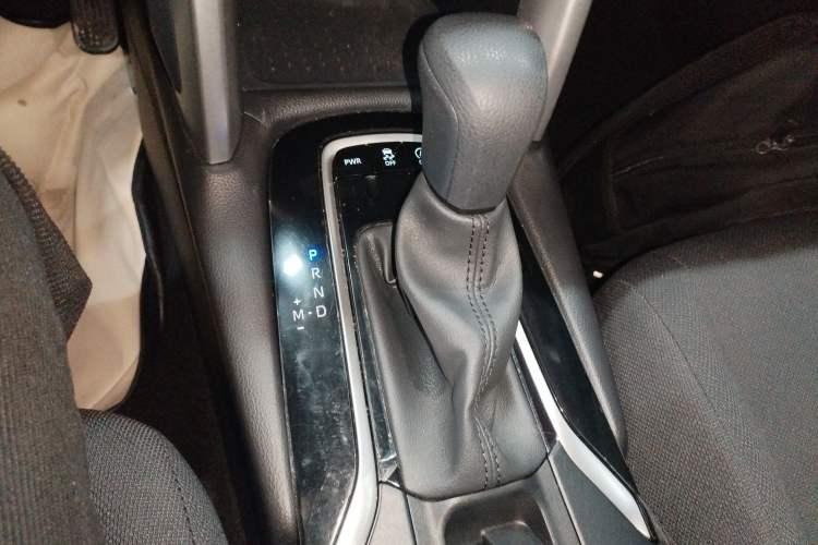 Used Toyota FRONTLANDER 2023 2.0L CVT Elite Edition Gear Lever