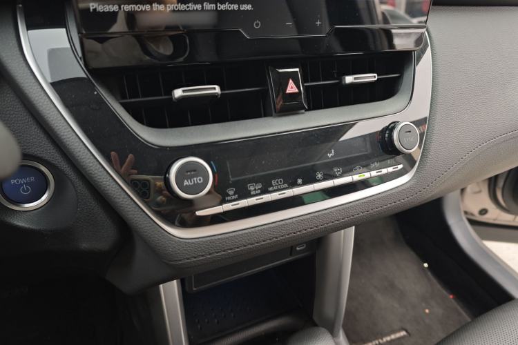 Used Toyota FRONTLANDER 2023 2.0L Smart Electric Hybrid Dual-Engine Deluxe Version Interior 8