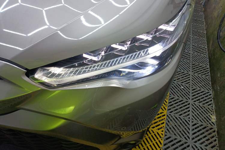 Used Toyota FRONTLANDER 2023 2.0L Smart Electric Hybrid Dual-Engine Deluxe Version Left Front Headlight