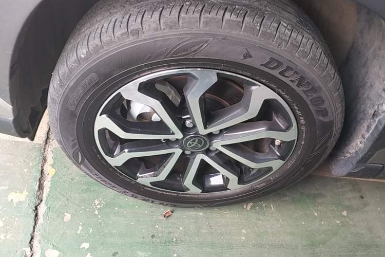 Used Toyota FRONTLANDER 2023 2.0L Smart Electric Hybrid Dual-Engine Luxury Edition Left Front Wheel Hub