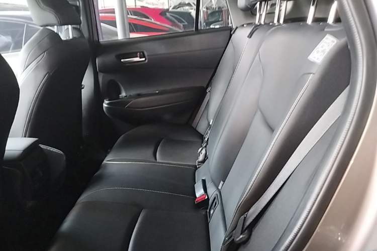 Used Toyota FRONTLANDER 2023 2.0L Smart Electric Hybrid Dual-Engine Luxury Edition Left Rear Seat