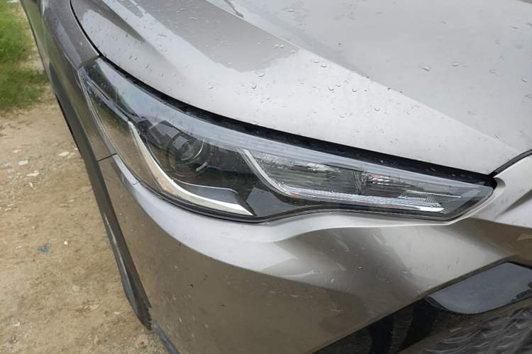 Used Toyota FRONTLANDER 2023 2.0L CVT Elite Edition Right Front Headlight