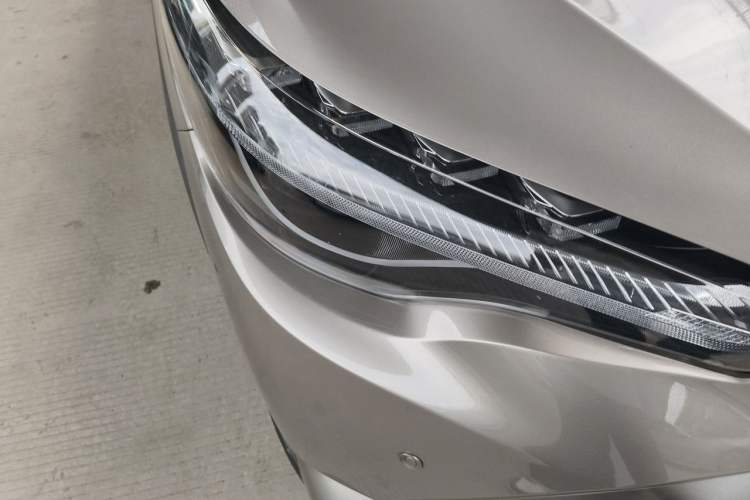 Used Toyota FRONTLANDER 2023 2.0L CVT Luxury Edition Right Front Headlight