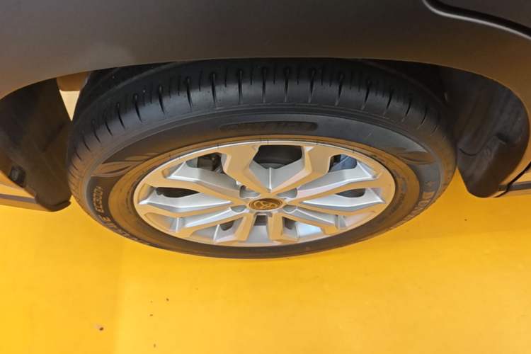 Used Toyota FRONTLANDER 2023 2.0L CVT Elite Edition Right Rear Wheel Hub
