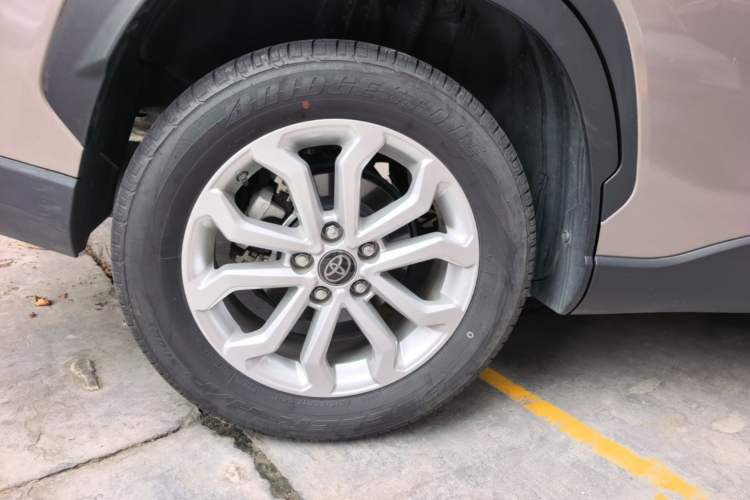 Used Toyota FRONTLANDER 2023 2.0L CVT Elite Edition Right Rear Wheel Hub