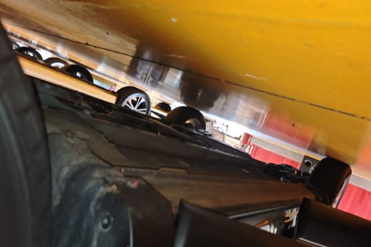 Used Toyota FRONTLANDER 2023 2.0L CVT Elite Edition Right Side Sill
