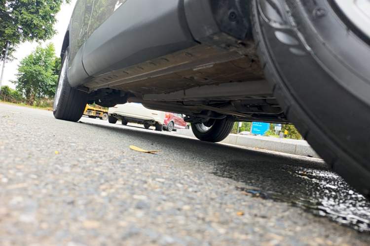 Used Toyota FRONTLANDER 2023 2.0L CVT Elite Edition Right Side Sill