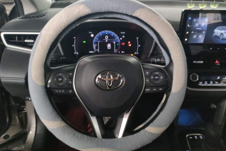 Used Toyota FRONTLANDER 2023 2.0L CVT Luxury Edition Steering Wheel