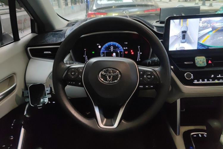 Used Toyota FRONTLANDER 2023 2.0L CVT Luxury Edition Steering Wheel