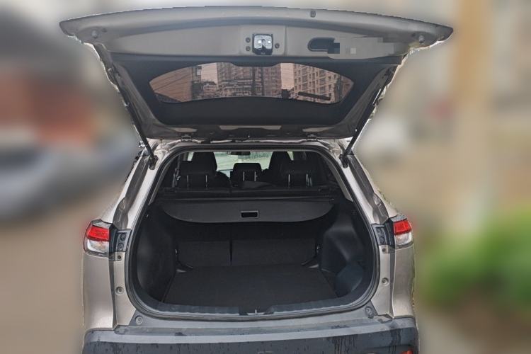 Used Toyota FRONTLANDER 2023 2.0L Smart Electric Hybrid Dual-Engine Luxury Edition Trunk