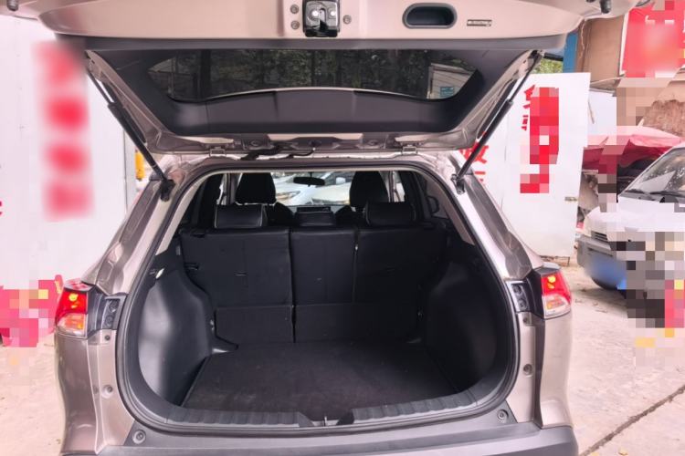 Used Toyota FRONTLANDER 2023 2.0L CVT Elite Edition Trunk