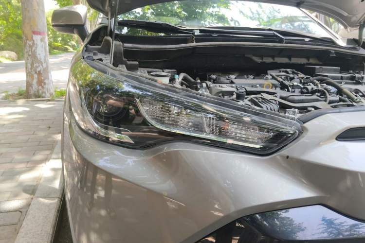 Used Toyota FRONTLANDER 2023 2.0L CVT Leading Edition Right Front Headlight