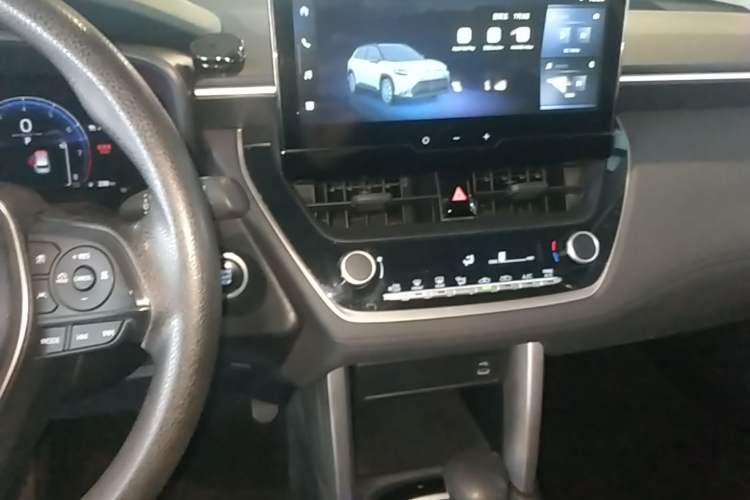 Used Toyota FRONTLANDER 2023 2.0L CVT Leading Edition Audio And AC Panel