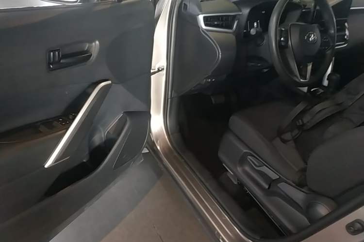 Used Toyota FRONTLANDER 2023 2.0L CVT Leading Edition Driver Seat