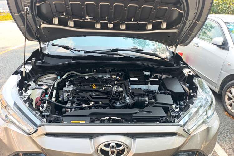 Used Toyota FRONTLANDER 2023 2.0L CVT Elite Edition Engine Bay