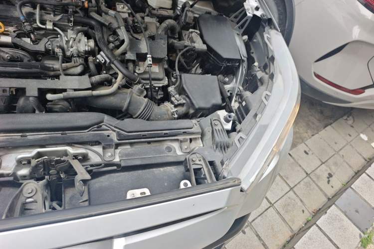 Used Toyota FRONTLANDER 2023 2.0L Smart Electric Hybrid Dual-Engine Leading Edition Engine Bay Left