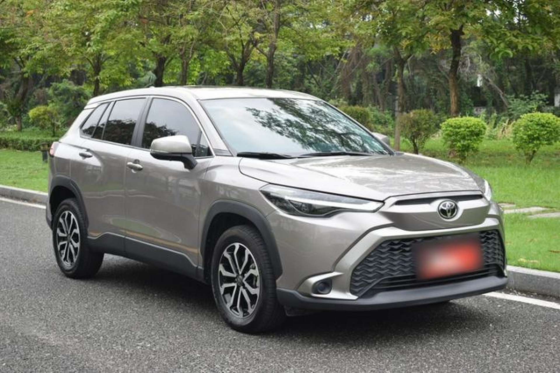 Used Toyota FRONTLANDER 2023 2.0L CVT Luxury Edition Exterior 2