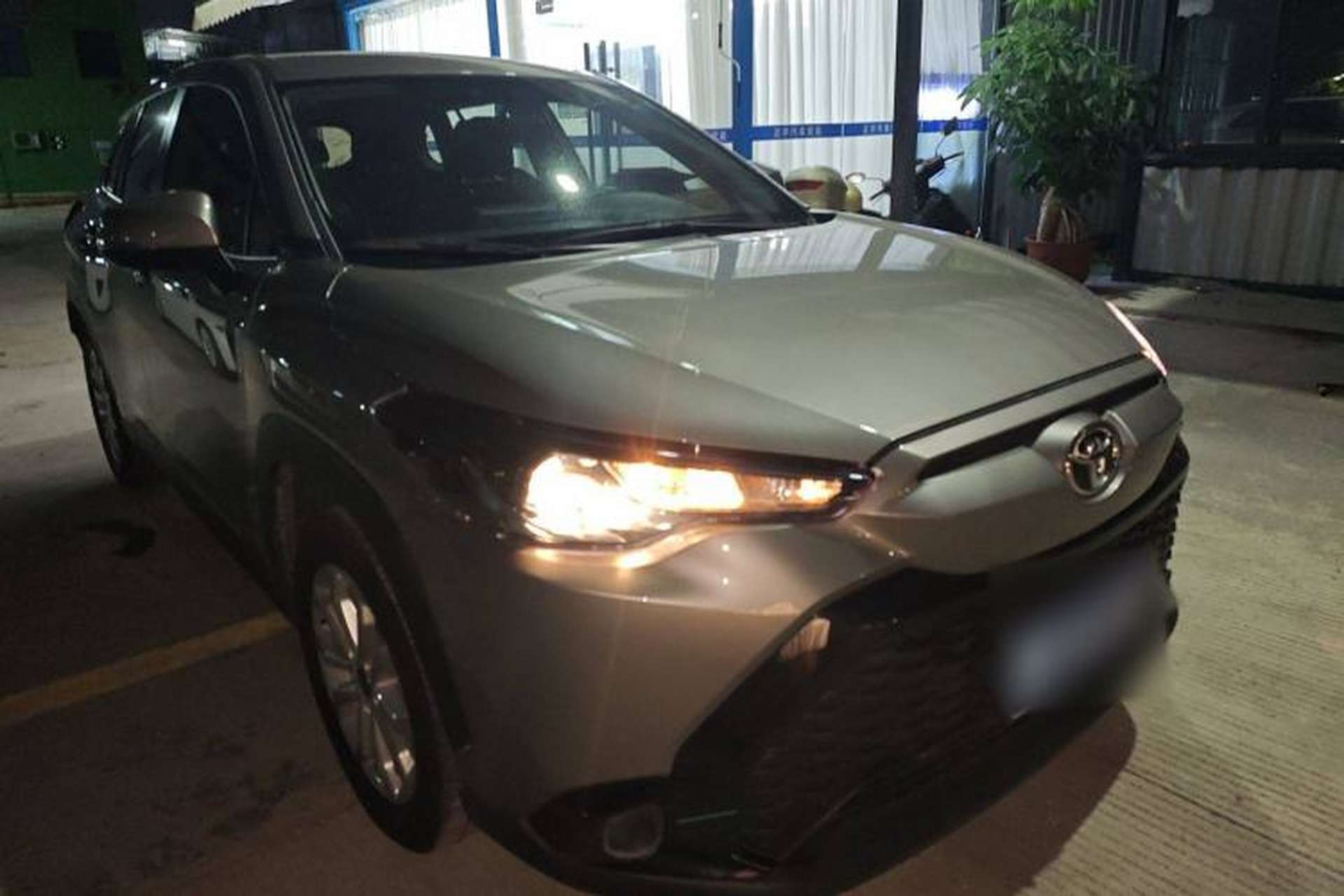 Used Toyota FRONTLANDER 2023 2.0L CVT Elite Edition Front Right 45 Deg