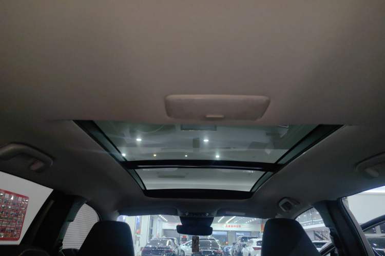Used Toyota FRONTLANDER 2023 2.0L Smart Electric Hybrid Dual-Engine Deluxe Version Headliner