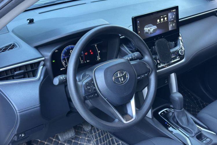 Used Toyota FRONTLANDER 2023 2.0L CVT Elite Edition Interior 2