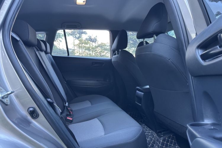 Used Toyota FRONTLANDER 2023 2.0L CVT Elite Edition Interior 6