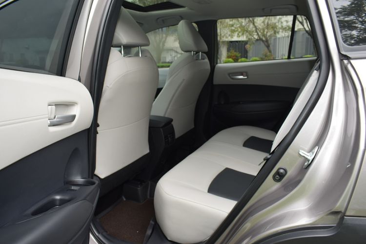 Used Toyota FRONTLANDER 2023 2.0L CVT Luxury Edition Interior 6