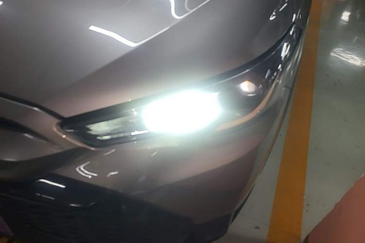 Used Toyota FRONTLANDER 2023 2.0L CVT Elite Edition Left Front Headlight