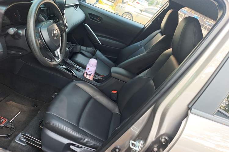 Used Toyota FRONTLANDER 2023 2.0L CVT Elite Edition Left Front Seat