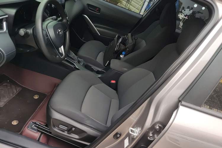 Used Toyota FRONTLANDER 2023 2.0L CVT Elite Edition Left Front Seat