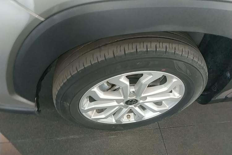 Used Toyota FRONTLANDER 2023 2.0L CVT Leading Edition Left Front Wheel Hub