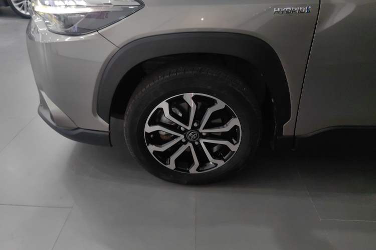 Used Toyota FRONTLANDER 2023 2.0L Smart Electric Hybrid Dual-Engine Deluxe Version Left Front Wheel Hub