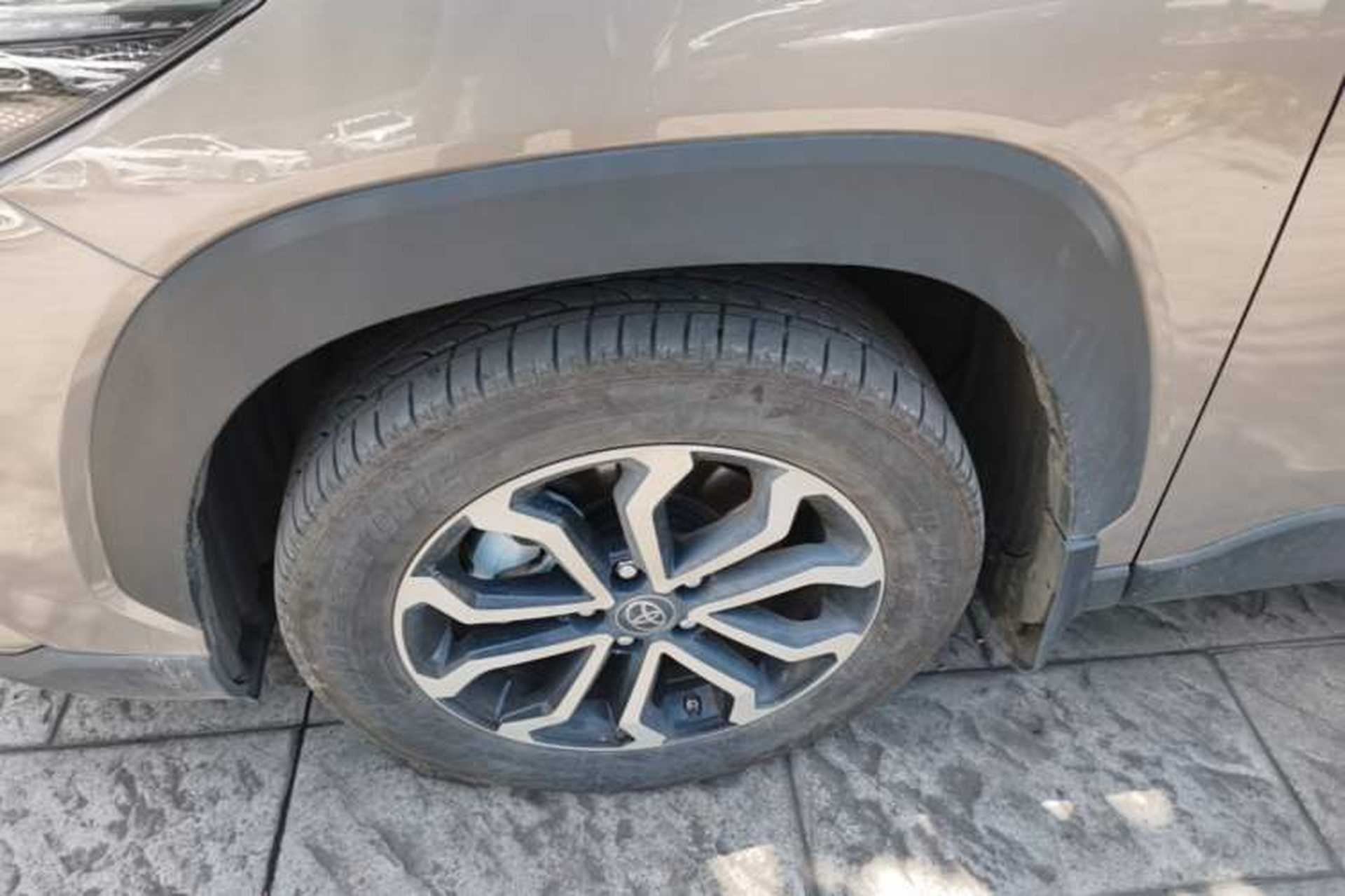 Used Toyota FRONTLANDER 2023 2.0L CVT Luxury Edition Left Front Wheel Hub