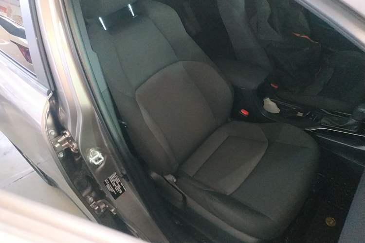 Used Toyota FRONTLANDER 2023 2.0L CVT Elite Edition Right Front Seat