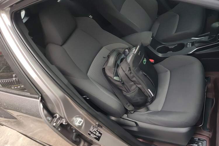 Used Toyota FRONTLANDER 2023 2.0L CVT Elite Edition Right Front Seat