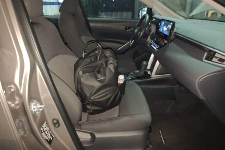 Used Toyota FRONTLANDER 2023 2.0L CVT Elite Edition Right Front Seat