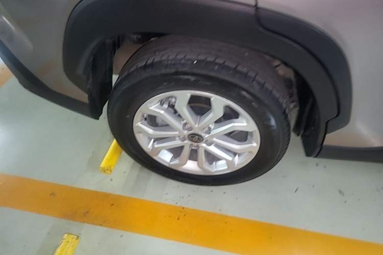 Used Toyota FRONTLANDER 2023 2.0L CVT Elite Edition Right Rear Wheel Hub