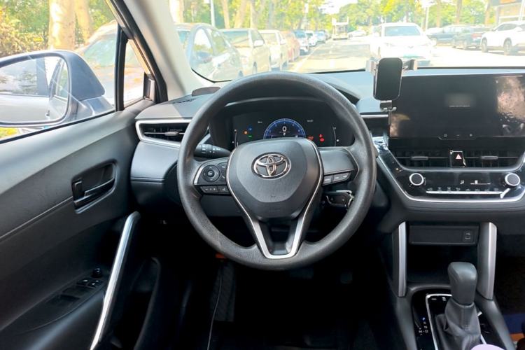 Used Toyota FRONTLANDER 2023 2.0L CVT Elite Edition Steering Wheel