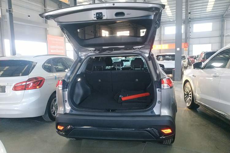 Used Toyota FRONTLANDER 2023 2.0L CVT Elite Edition Trunk