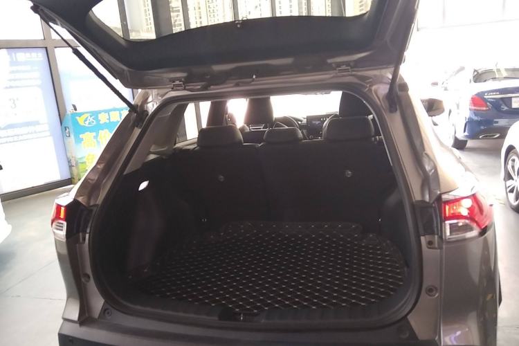 Used Toyota FRONTLANDER 2023 2.0L CVT Elite Edition Trunk