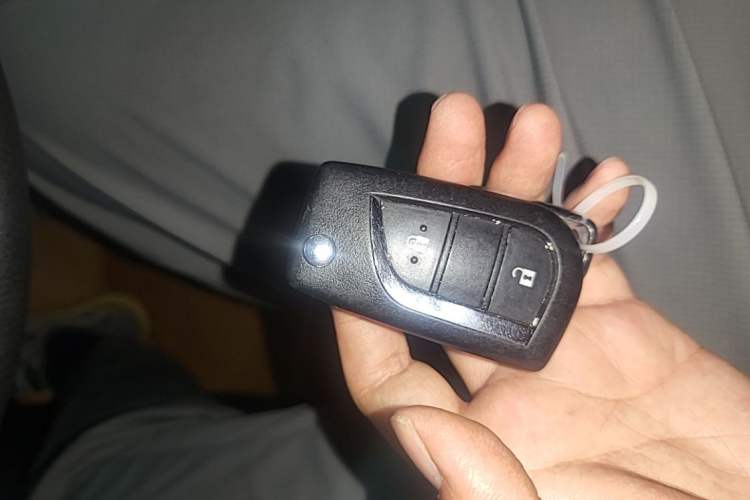 Used Toyota FRONTLANDER 2023 2.0L CVT Elite Edition Vehicle Key