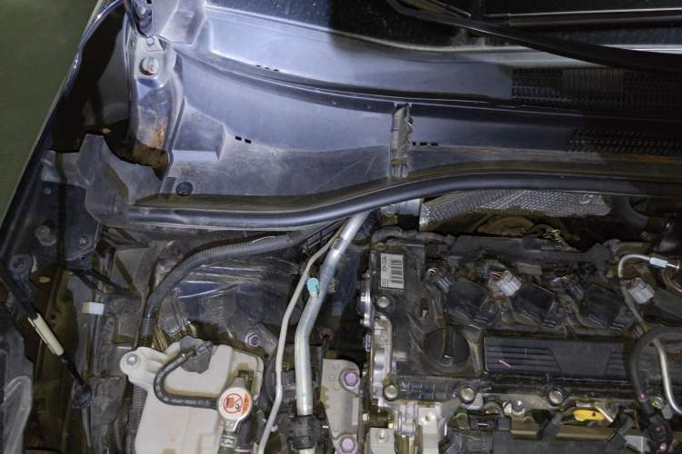 Used Toyota FRONTLANDER 2023 2.0L CVT Elite Edition Engine Bay Right