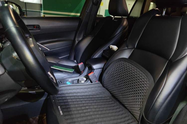 Used Toyota FRONTLANDER 2023 2.0L CVT Elite Edition Left Front Seat
