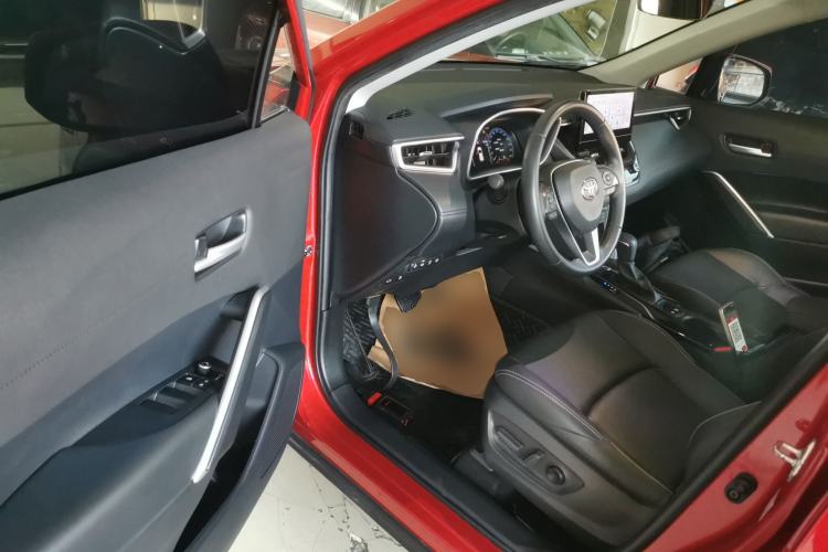 Used Toyota FRONTLANDER 2023 2.0L Smart Electric Hybrid Dual-Engine Deluxe Version Driver Seat
