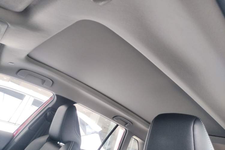 Used Toyota FRONTLANDER 2023 2.0L Smart Electric Hybrid Dual-Engine Deluxe Version Headliner