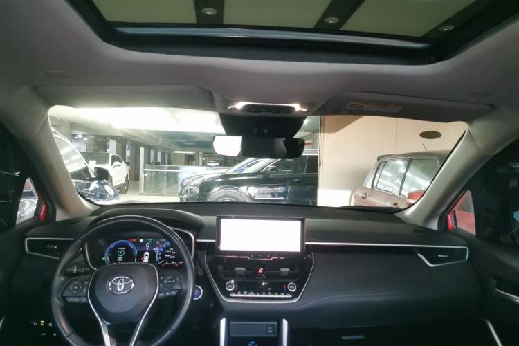 Used Toyota FRONTLANDER 2023 2.0L Smart Electric Hybrid Dual-Engine Deluxe Version Headliner