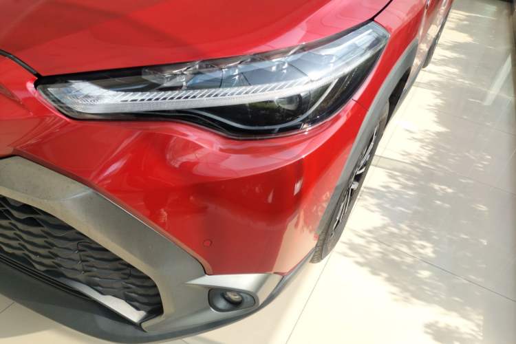 Used Toyota FRONTLANDER 2023 2.0L Smart Electric Hybrid Dual-Engine Deluxe Version Left Front Headlight