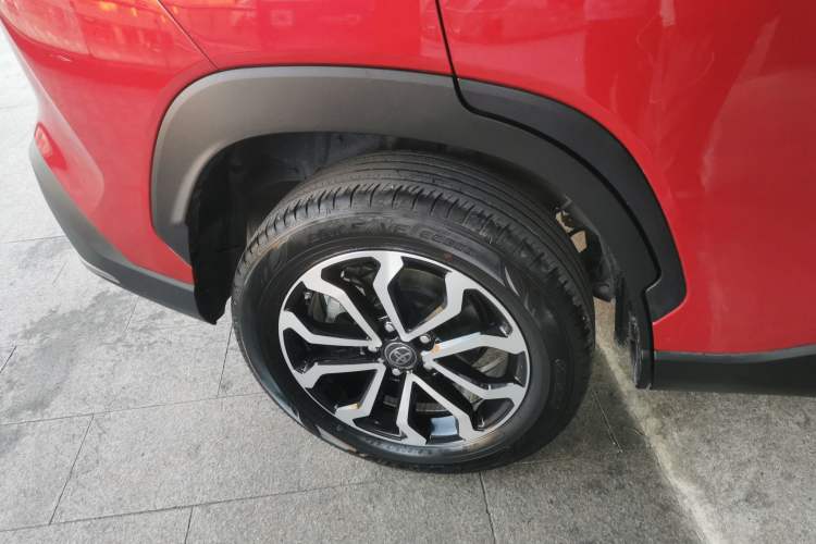 Used Toyota FRONTLANDER 2023 2.0L Smart Electric Hybrid Dual-Engine Deluxe Version Right Rear Wheel Hub