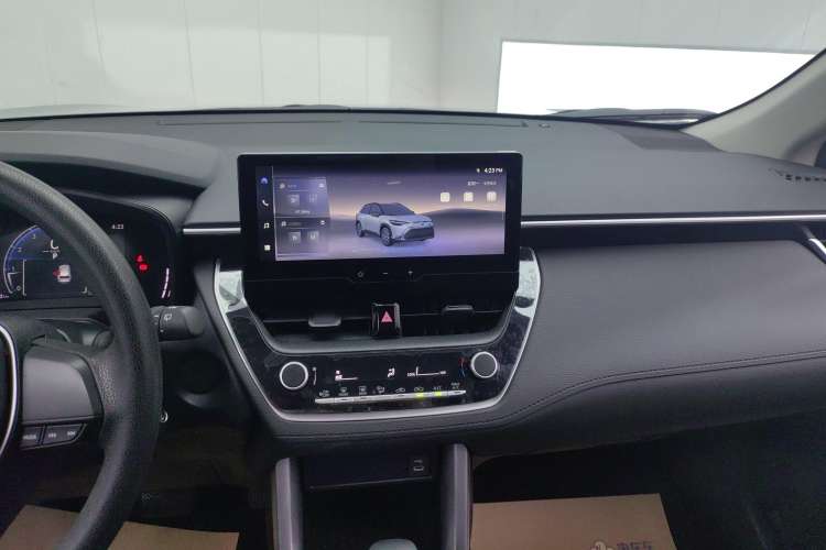 Used Toyota FRONTLANDER 2023 2.0L CVT Elite Edition Audio And AC Panel