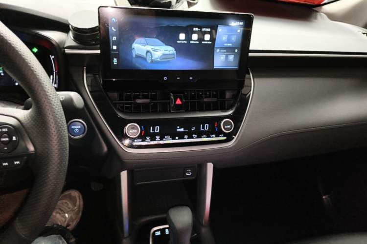 Used Toyota FRONTLANDER 2023 2.0L Smart Electric Hybrid Dual-Engine Leading Edition Audio And AC Panel
