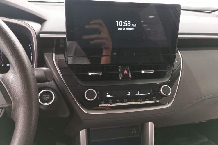 Used Toyota FRONTLANDER 2023 2.0L CVT Luxury Edition Audio And AC Panel